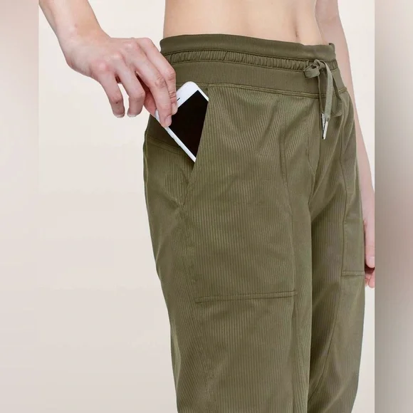 Lululemon Dance Studio Crop II, Dark Olive, Size 6 - Picture 2 of 13